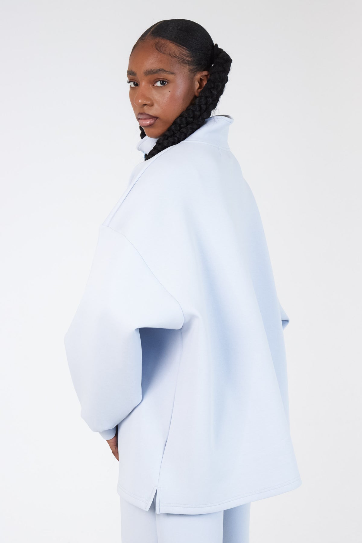 Sudadera cómoda con cremallera gris oscuro