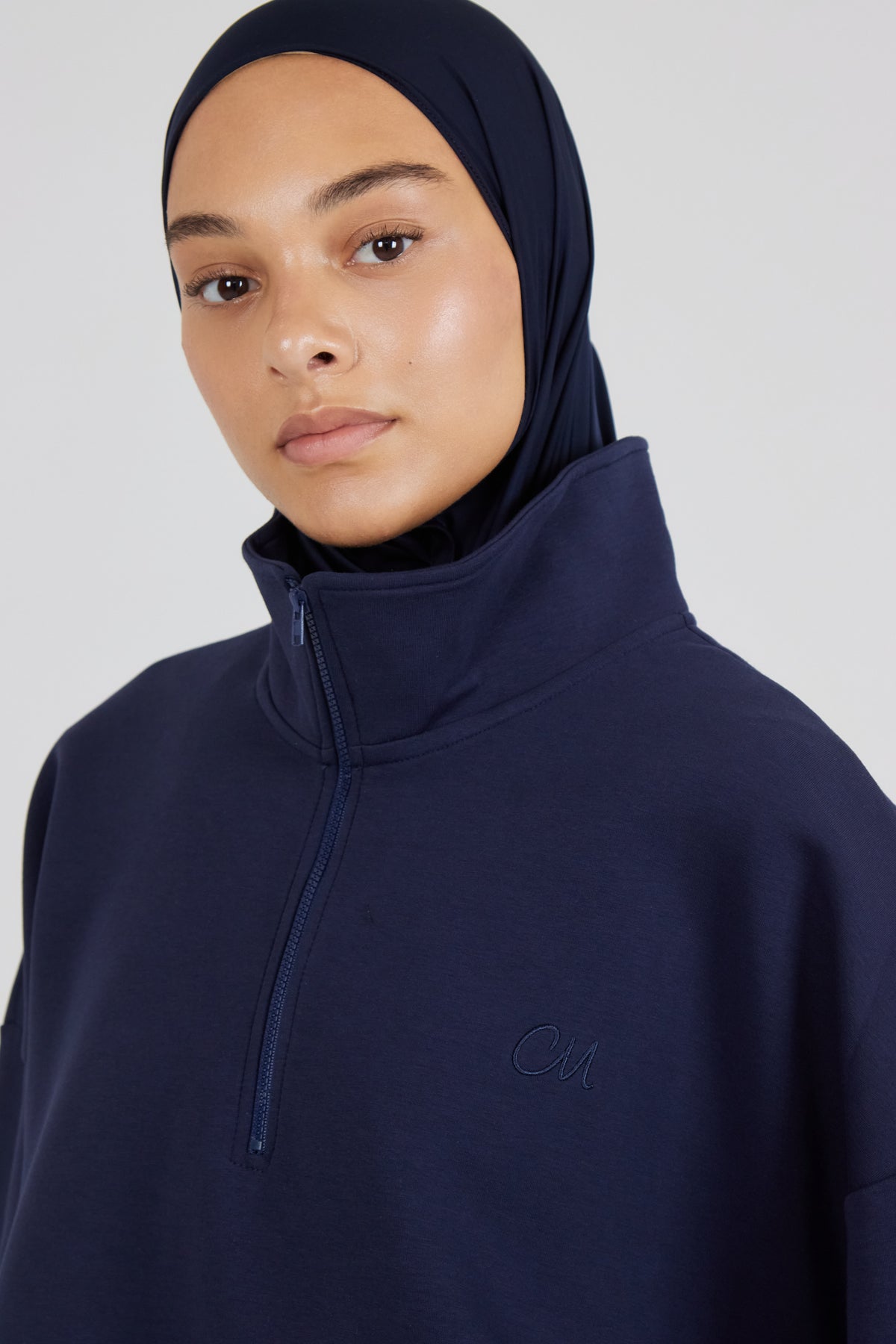 Sudadera cómoda con cremallera azul medianoche