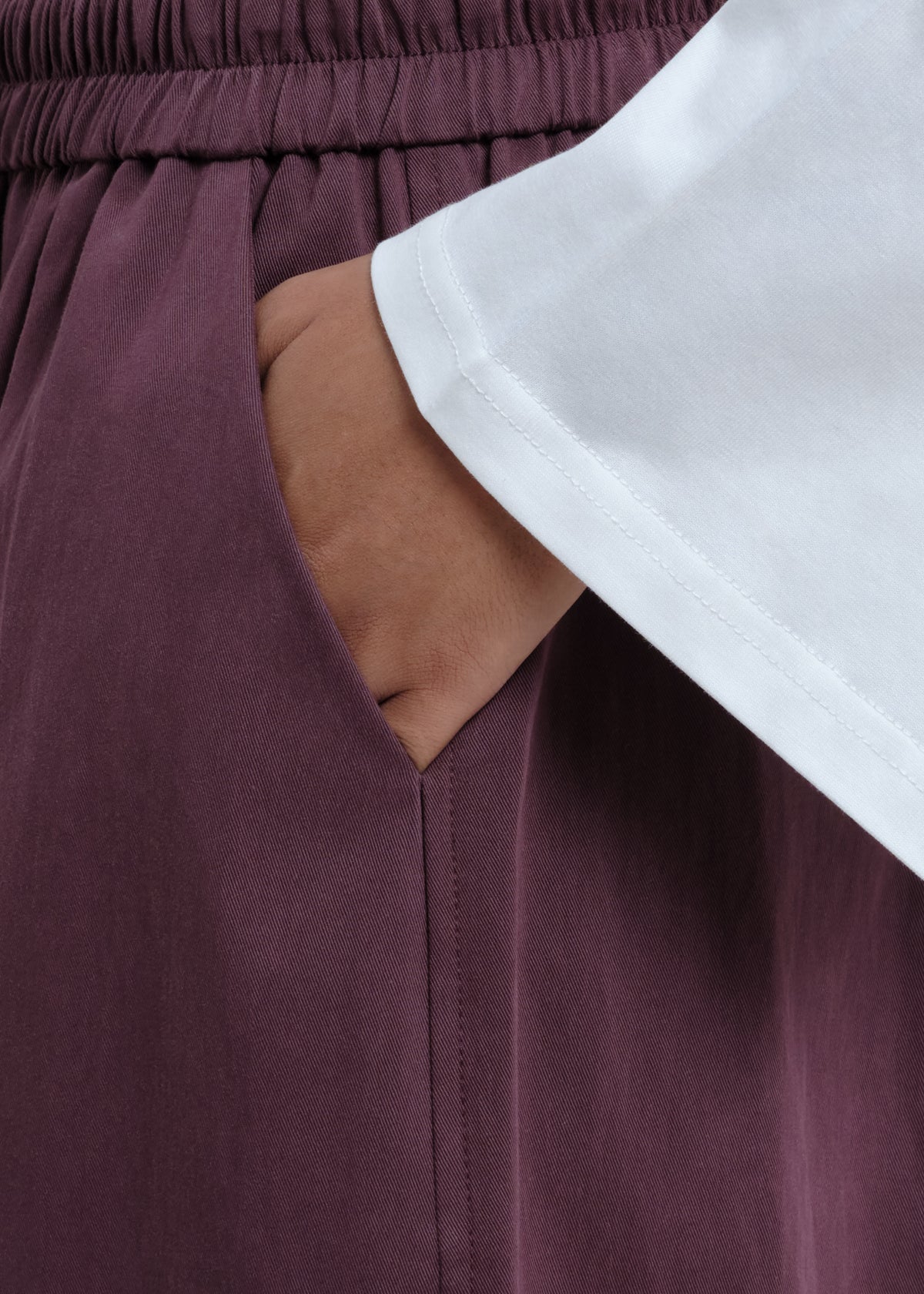 Le Pantalon Cargo Aubergine