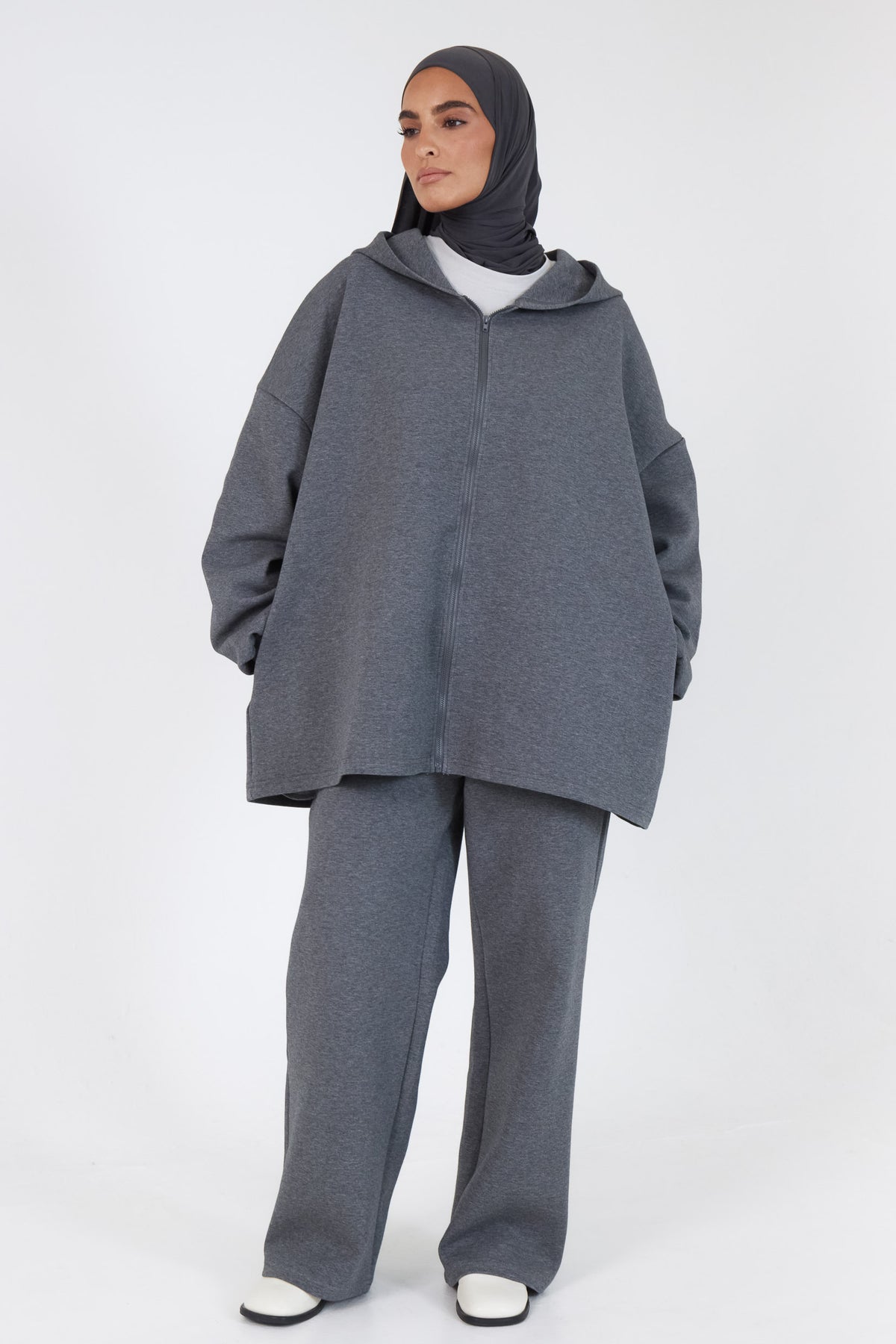 Le Pantalon Comfy Gris Foncé
