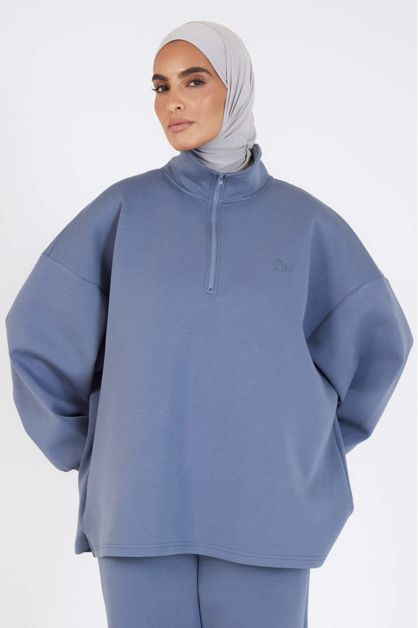 The Comfy Zip Sweatshirt in Washed Blue