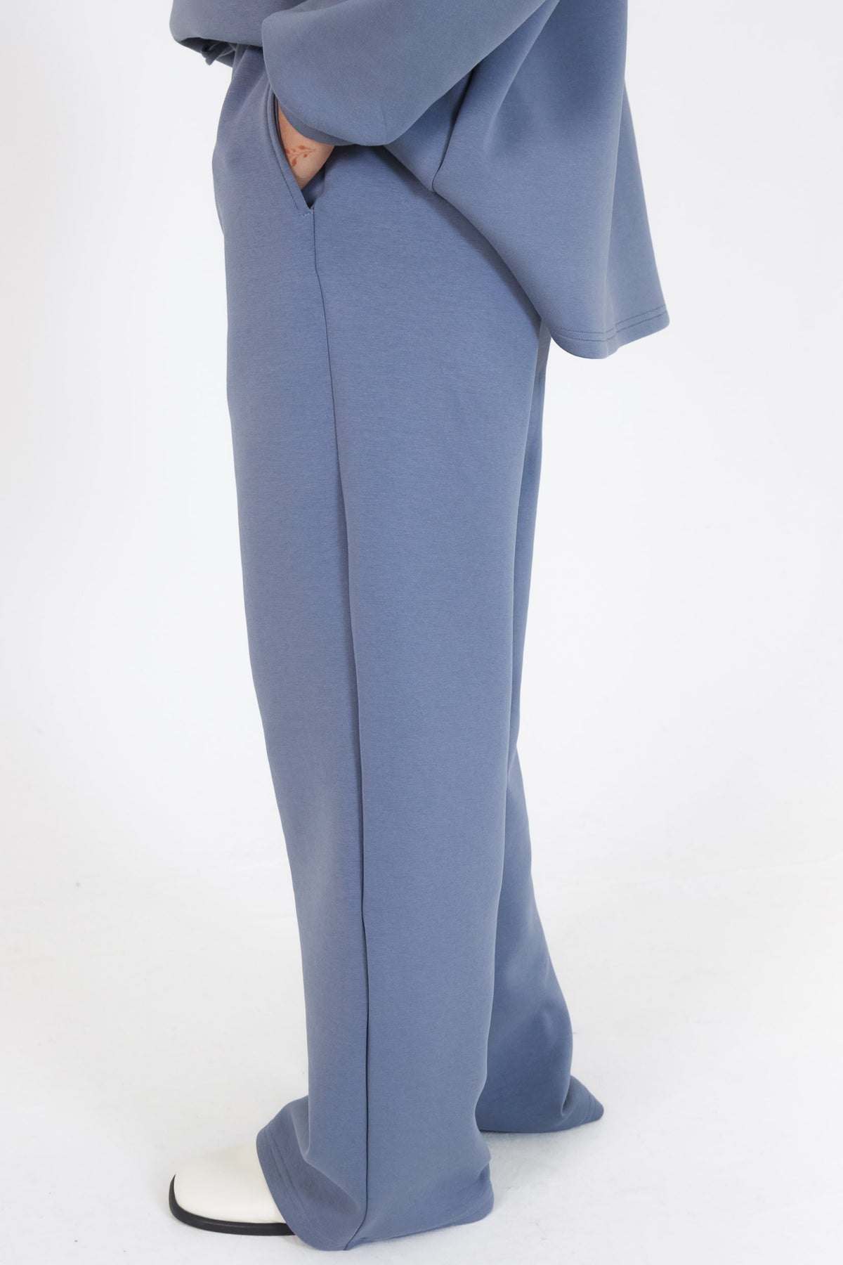 Le Pantalon Comfy Bleu Délavé