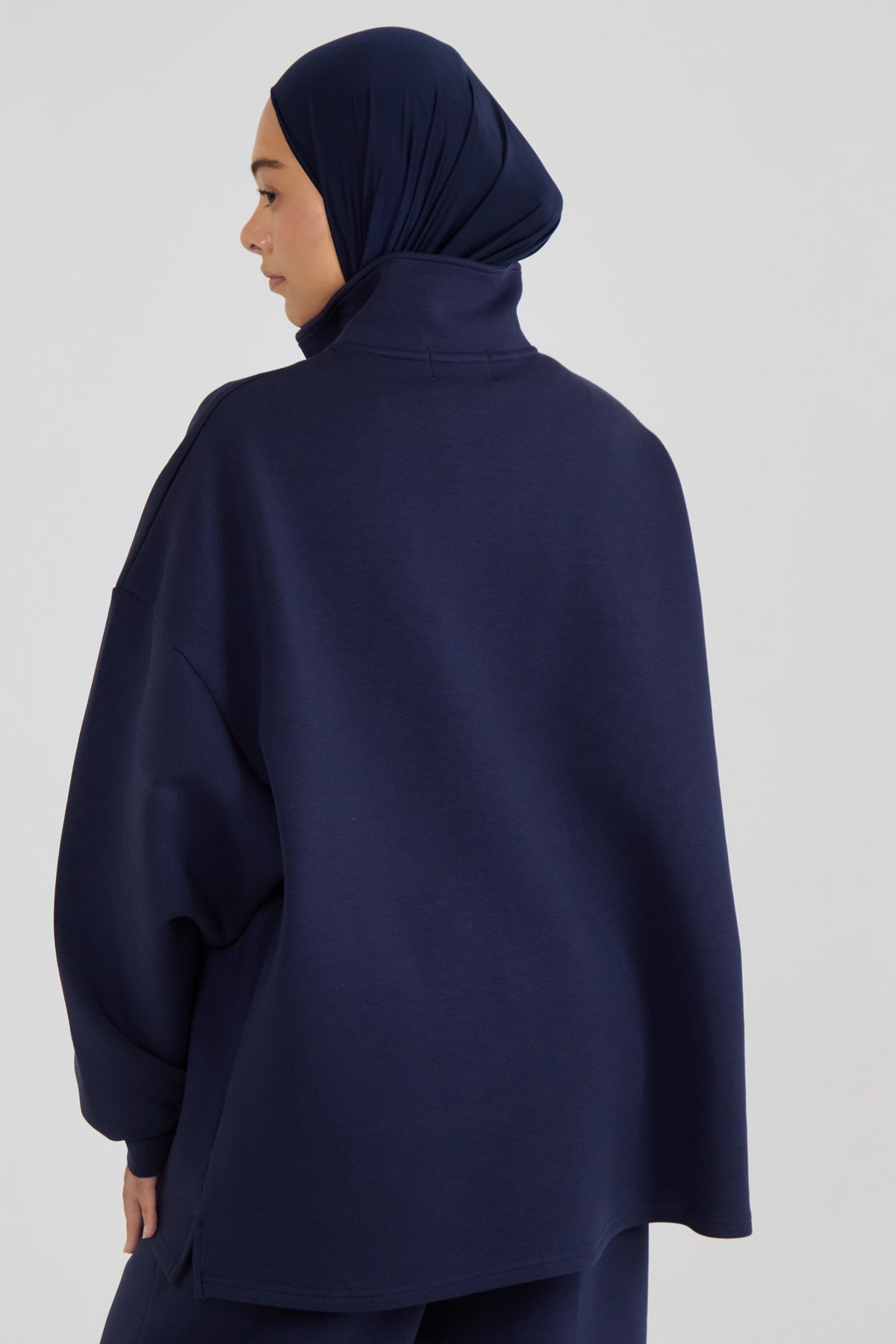 Sudadera cómoda con cremallera azul medianoche