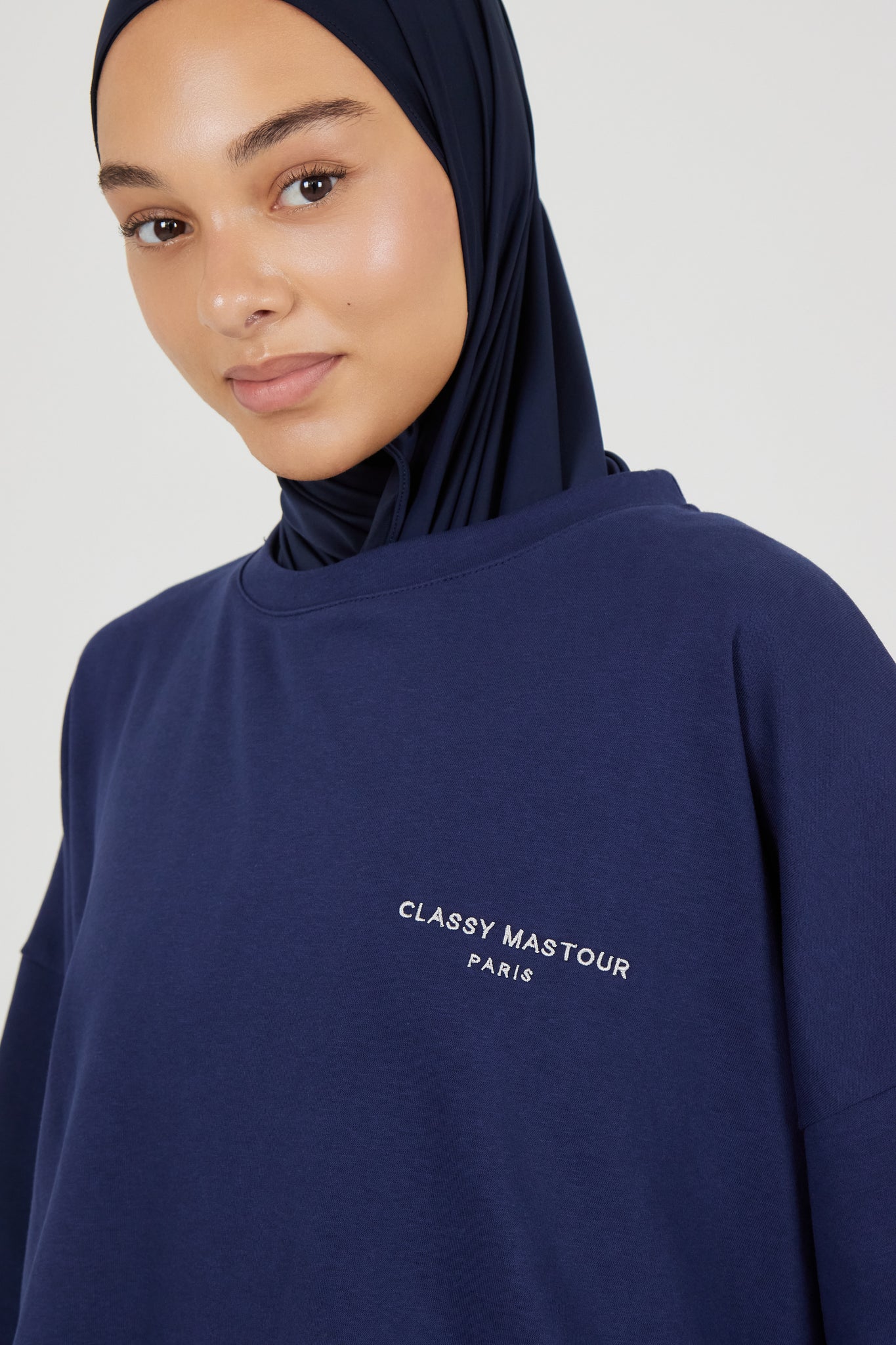 Le T-shirt Signature Bleu nuit
