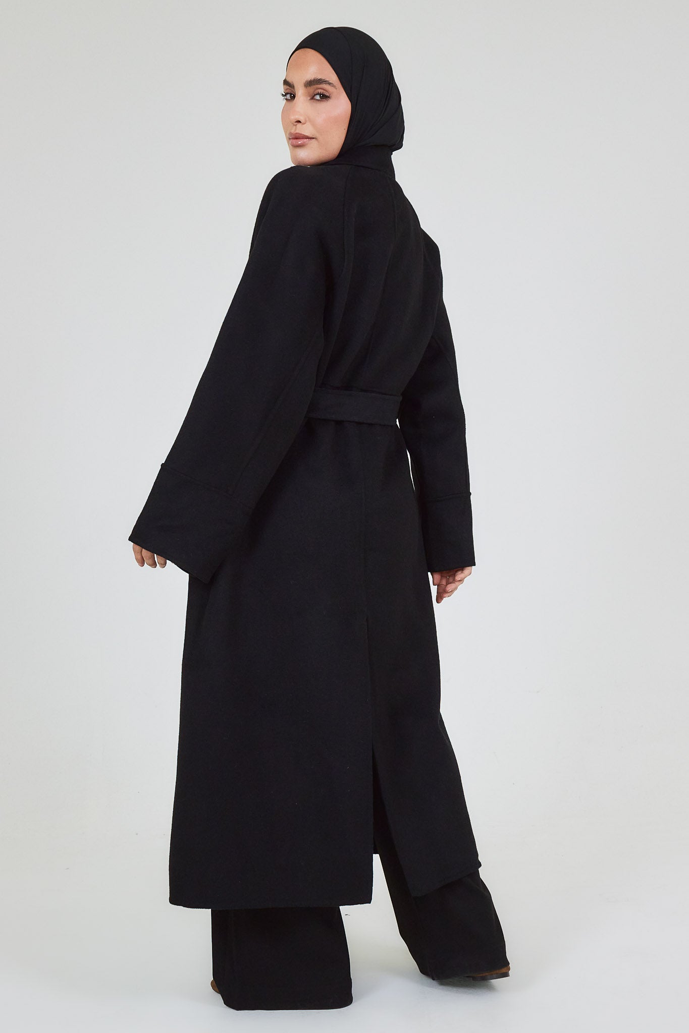 Le Manteau Wool Noir