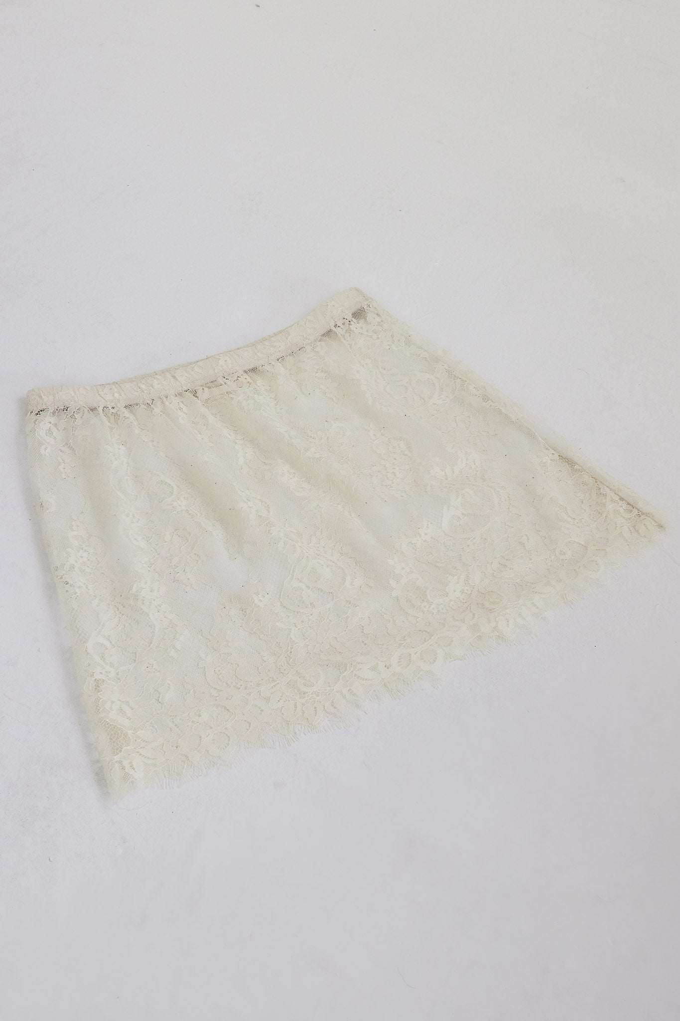 Joli Jupon vintage dentelle satin blanc Taille M FR40 US8 UK12 EU38 Joli Jupon vintage dentelle satin blanc Taille M FR40 US8 UK12 EU38