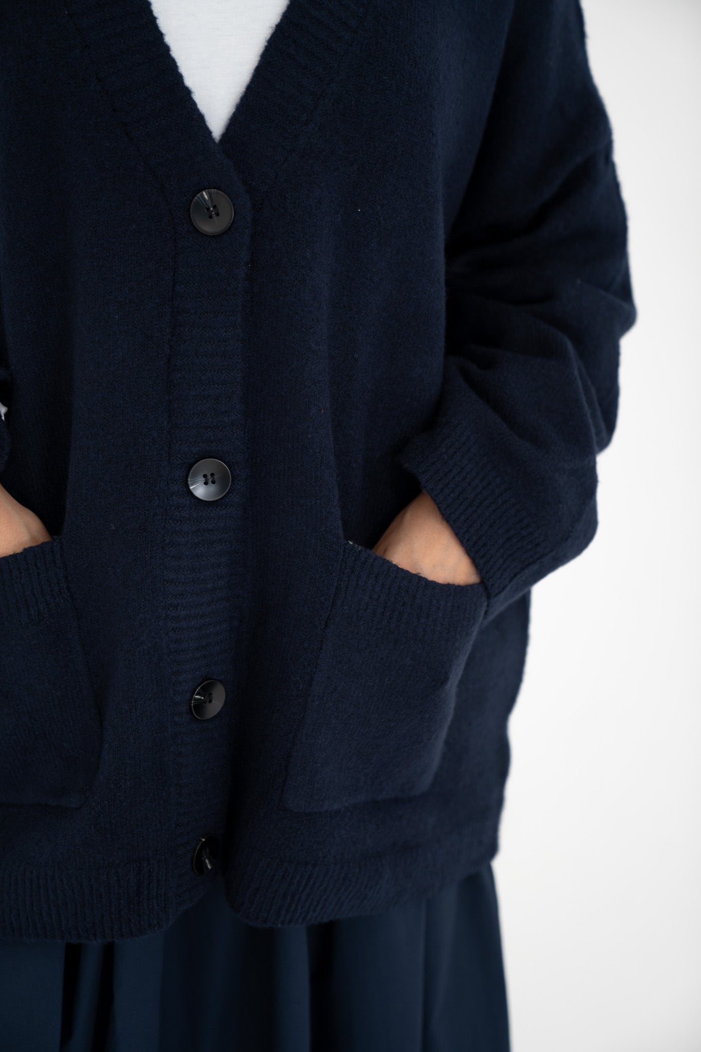 Le Cardigan Bleu nuit