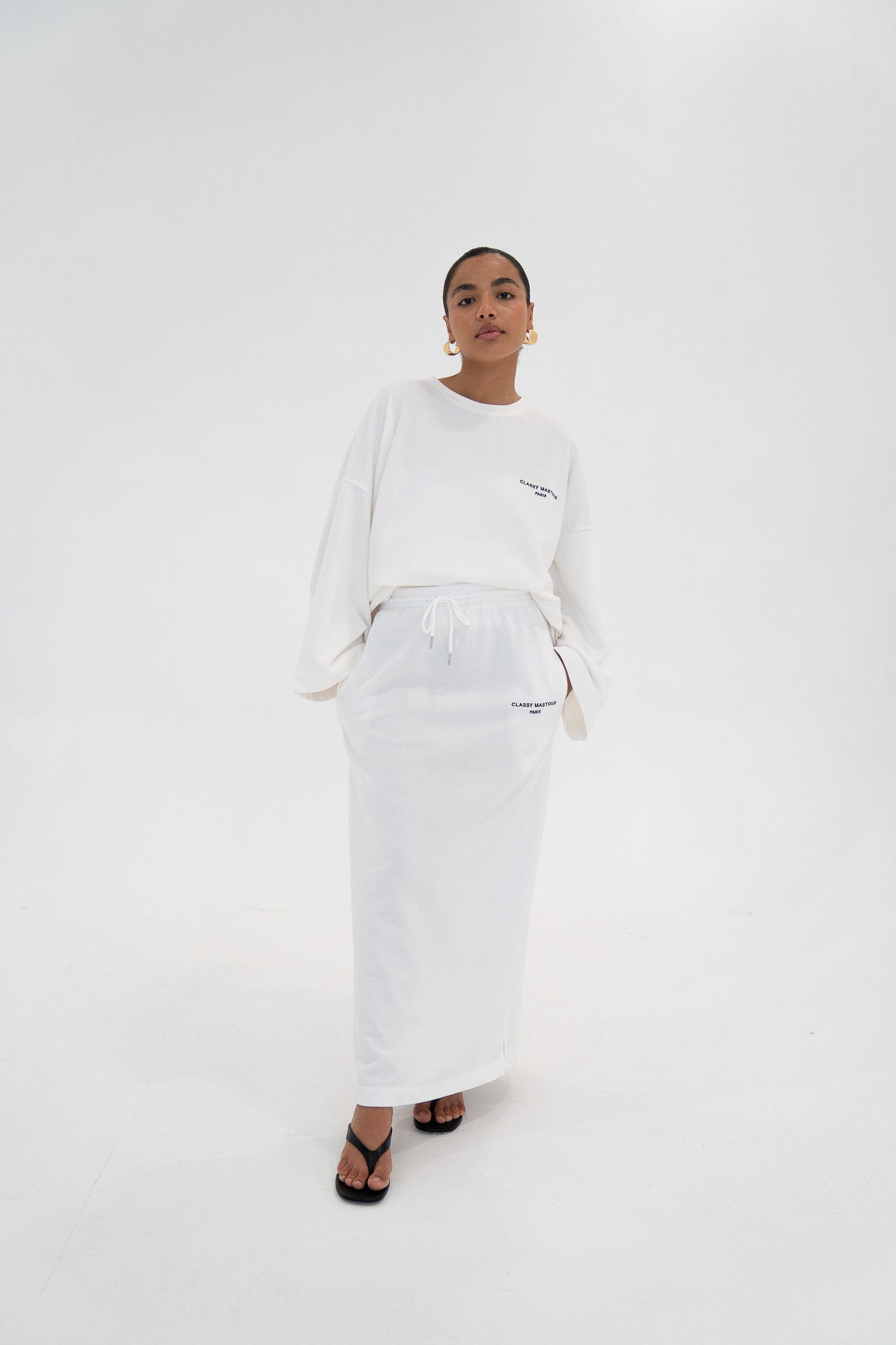 The SIGNATURE Skirt White