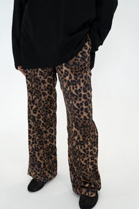 The CLASSY Leopard Pants