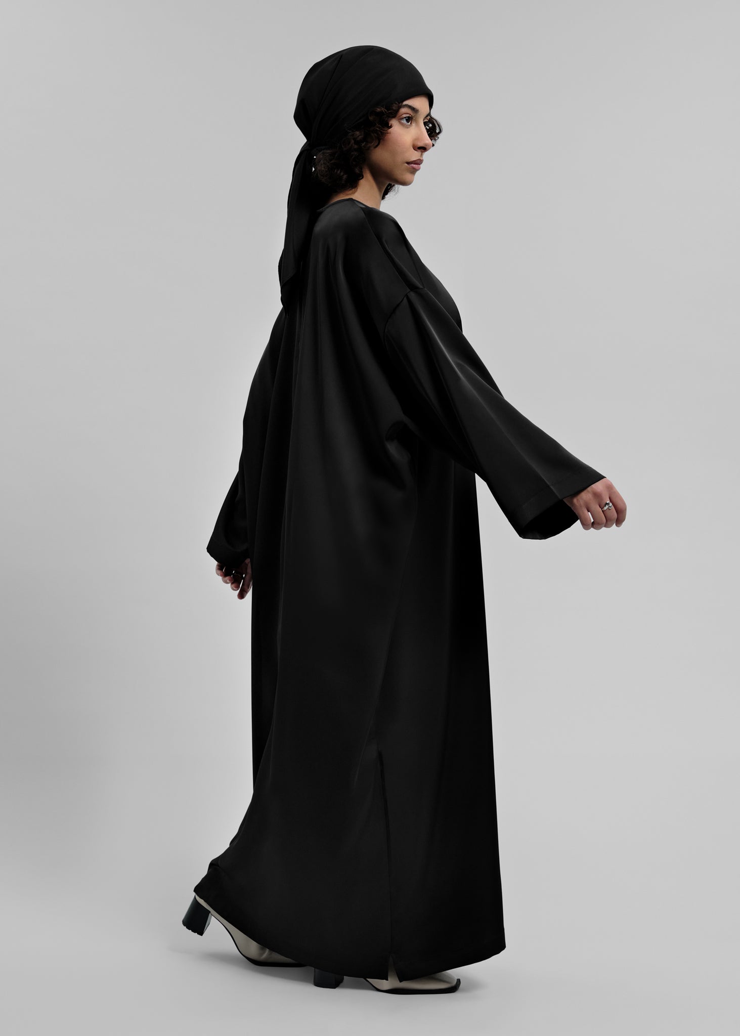 Robe Noire LMV Modèle Shaman - Taille 36/38, Motif Floral, Bretelles - Neuf Sans étiquettes
