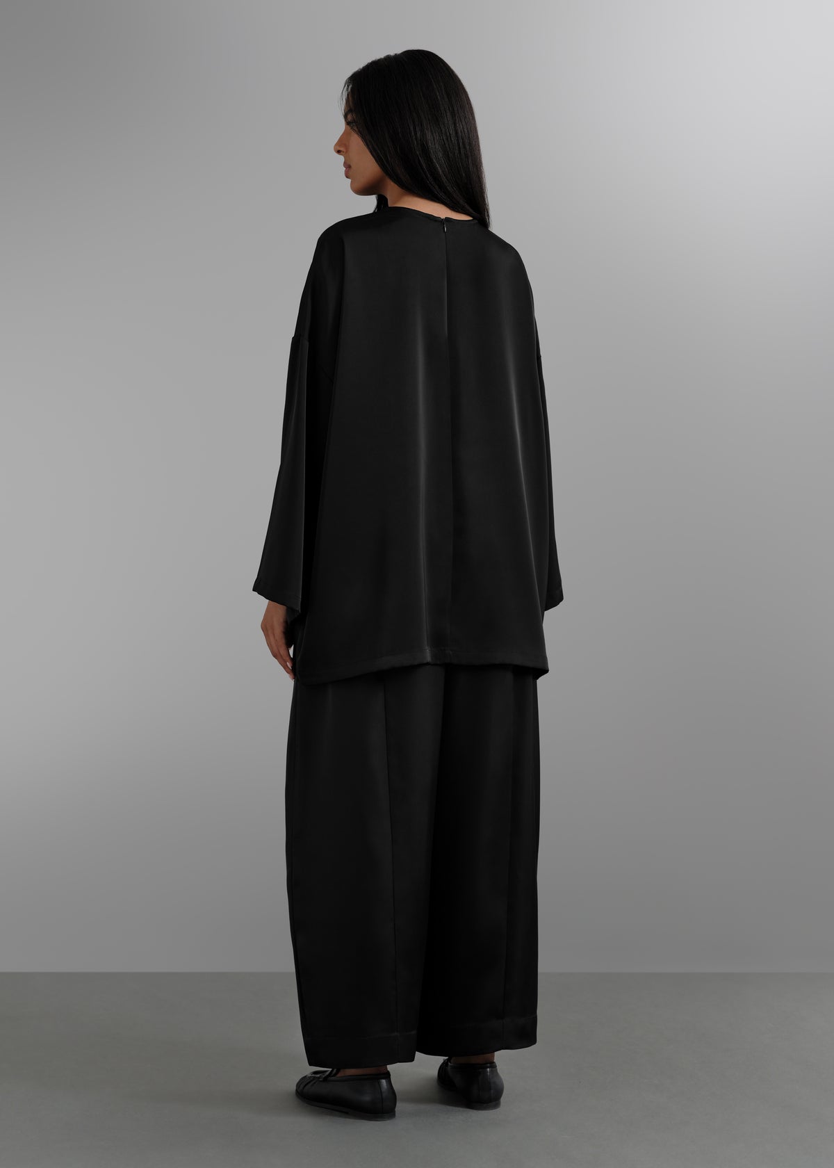 The Signature Black/Black T-shirt