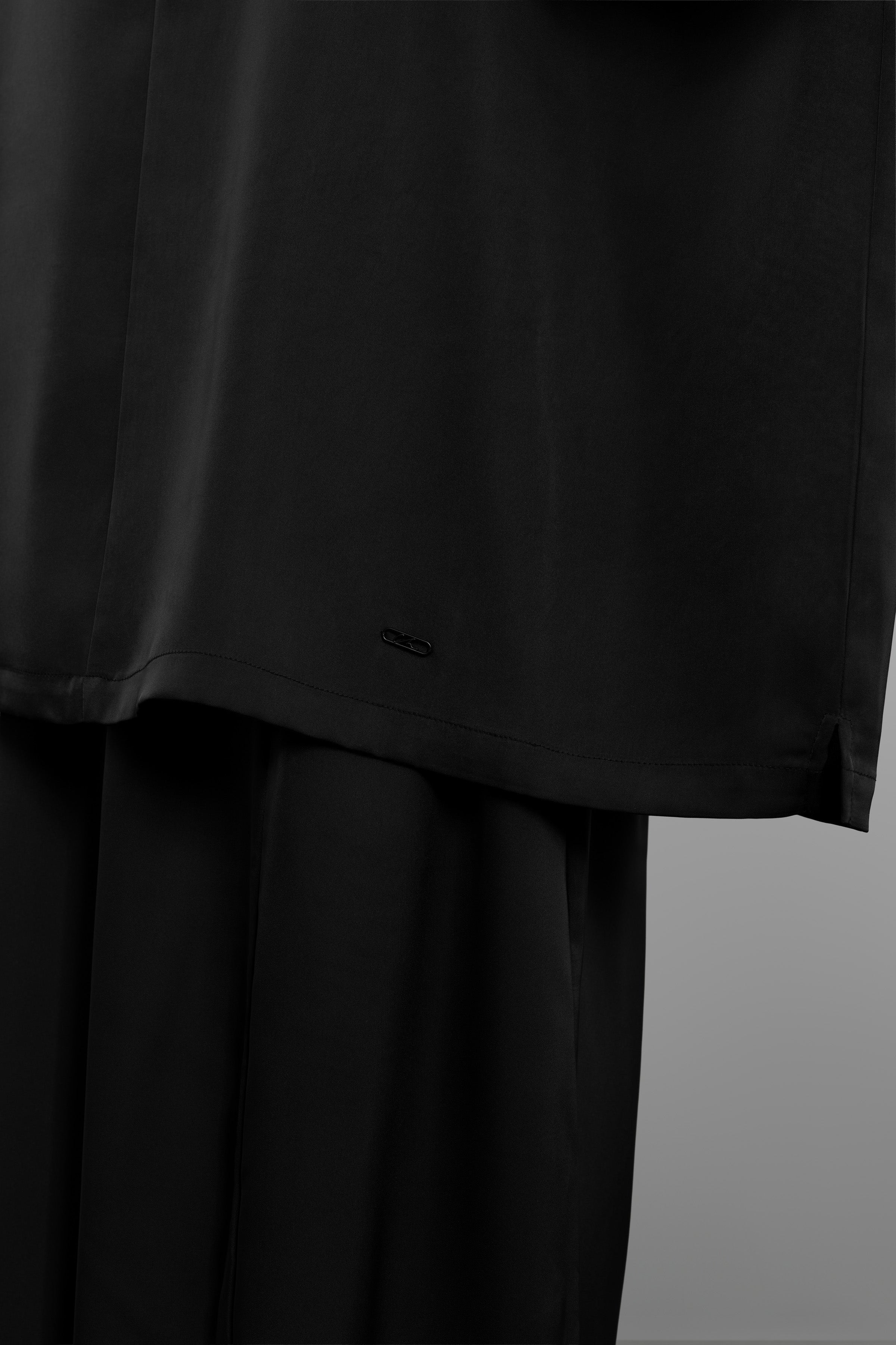 La camiseta Signature Black/Black