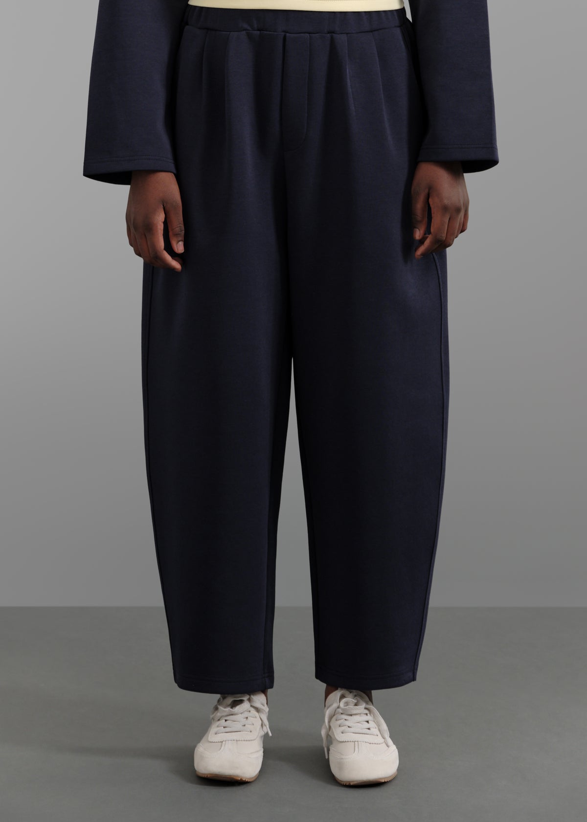 Le Pantalon Comfy Capsule Bleu Nuit